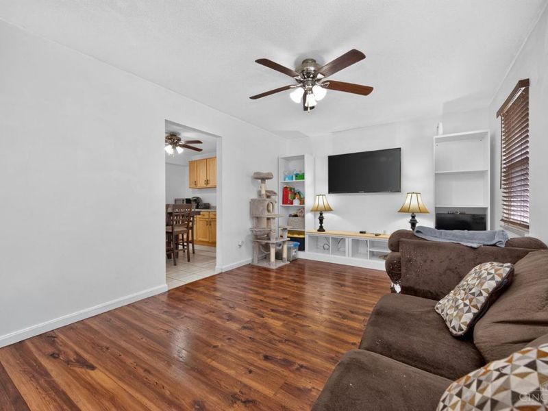 11789 Cedarcreek Drive, Forest Park, OH 45240 Photo 8