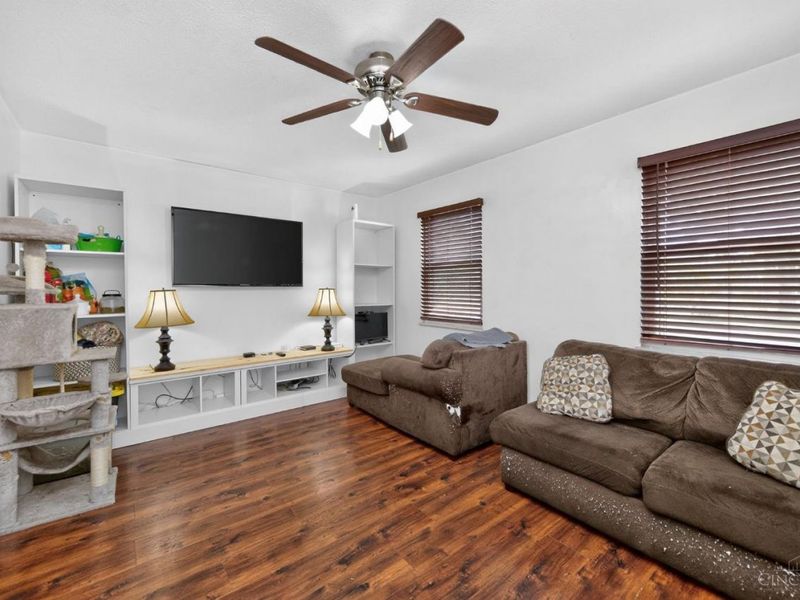 11789 Cedarcreek Drive, Forest Park, OH 45240 Photo 9