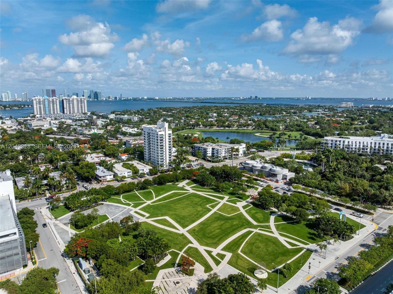 1900 Meridian Ave , Unit 204, Miami Beach, FL 33139 Photo