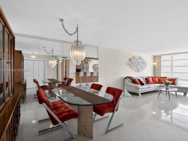 230 174th St , Unit 902, Sunny Isles Beach, FL 33160