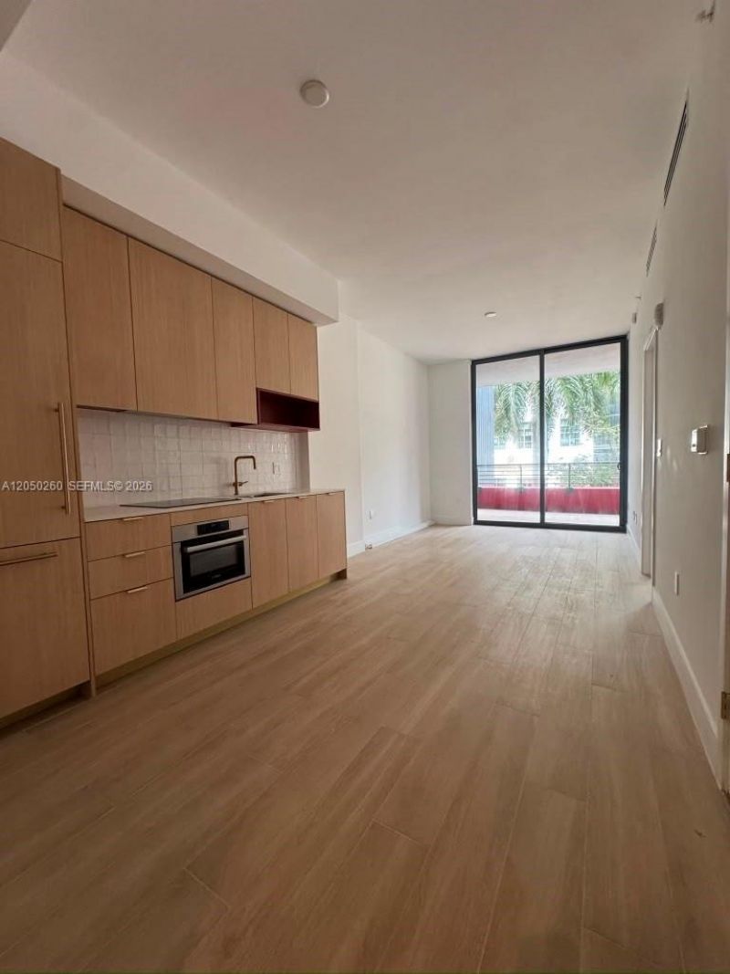 90 NE 32 St, Unit 206, Miami, FL 33137 Photo