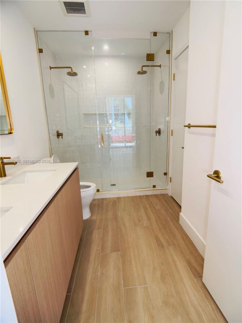 90 NE 32 St, Unit 206, Miami, FL 33137 Photo