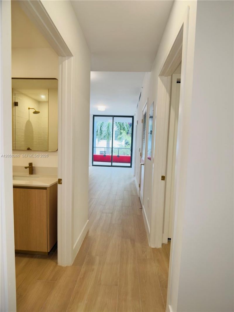 90 NE 32 St, Unit 206, Miami, FL 33137 Photo