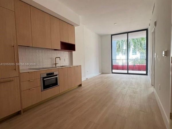 90 NE 32 ST, Unit 210, Miami, FL 33137