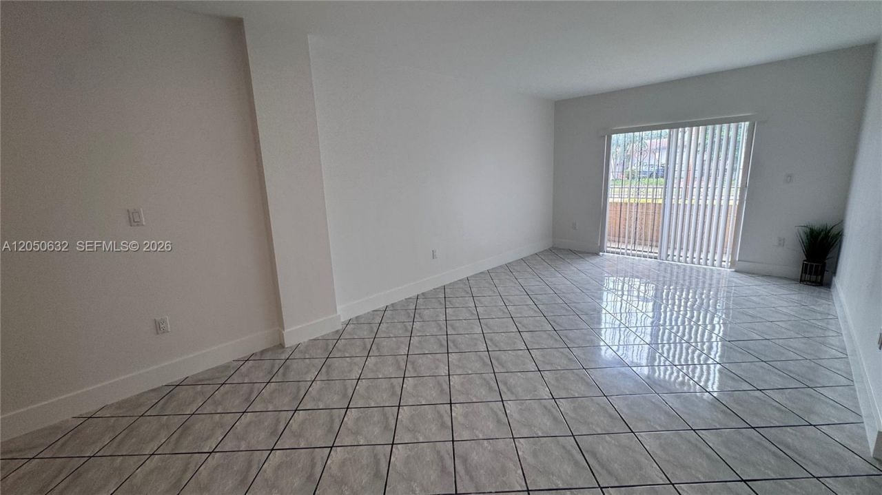 6090 W Flagler St , Unit 107, Miami, FL 33144 Photo