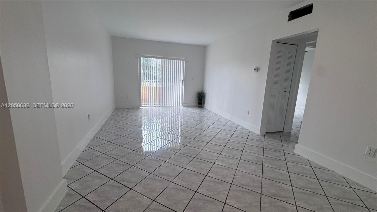 6090 W Flagler St , Unit 107, Miami, FL 33144 Photo