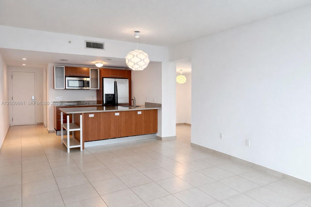 185 SW 7th St , Unit 3704, Miami, FL 33130 Photo