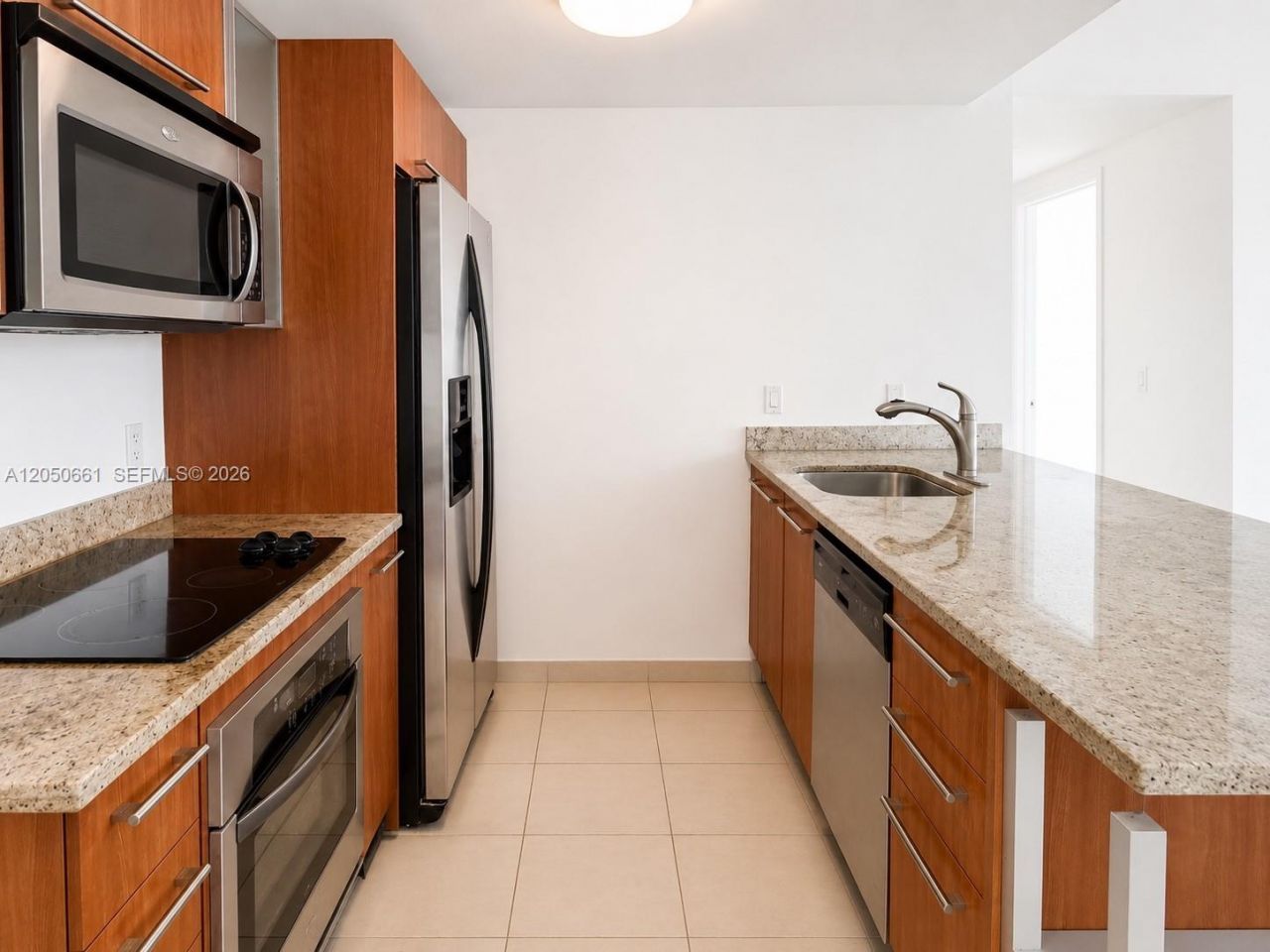 185 SW 7th St , Unit 3704, Miami, FL 33130 Photo
