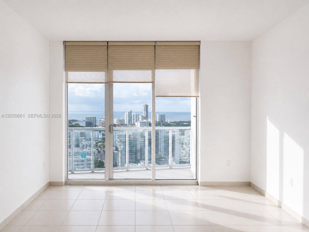 185 SW 7th St , Unit 3704, Miami, FL 33130 Photo