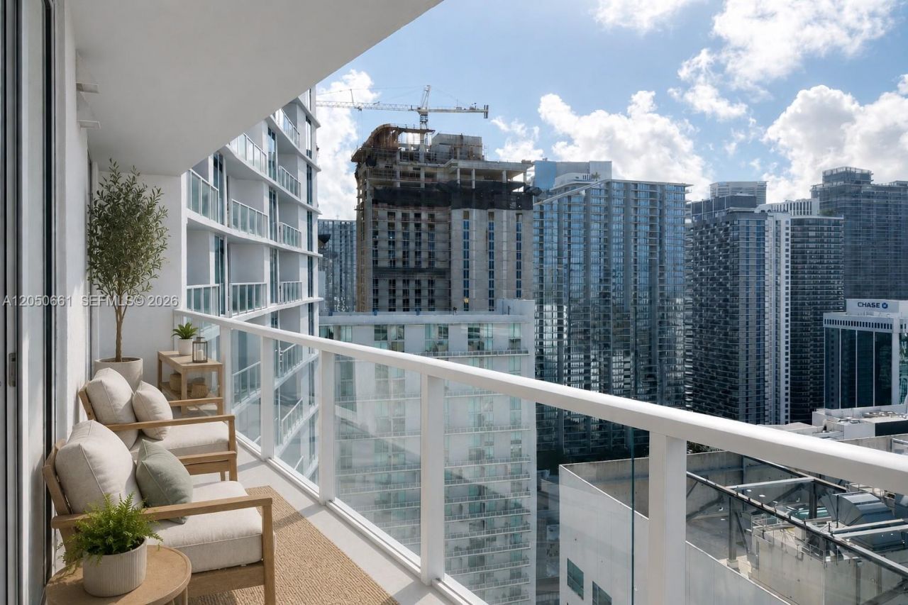 185 SW 7th St , Unit 3704, Miami, FL 33130 Photo