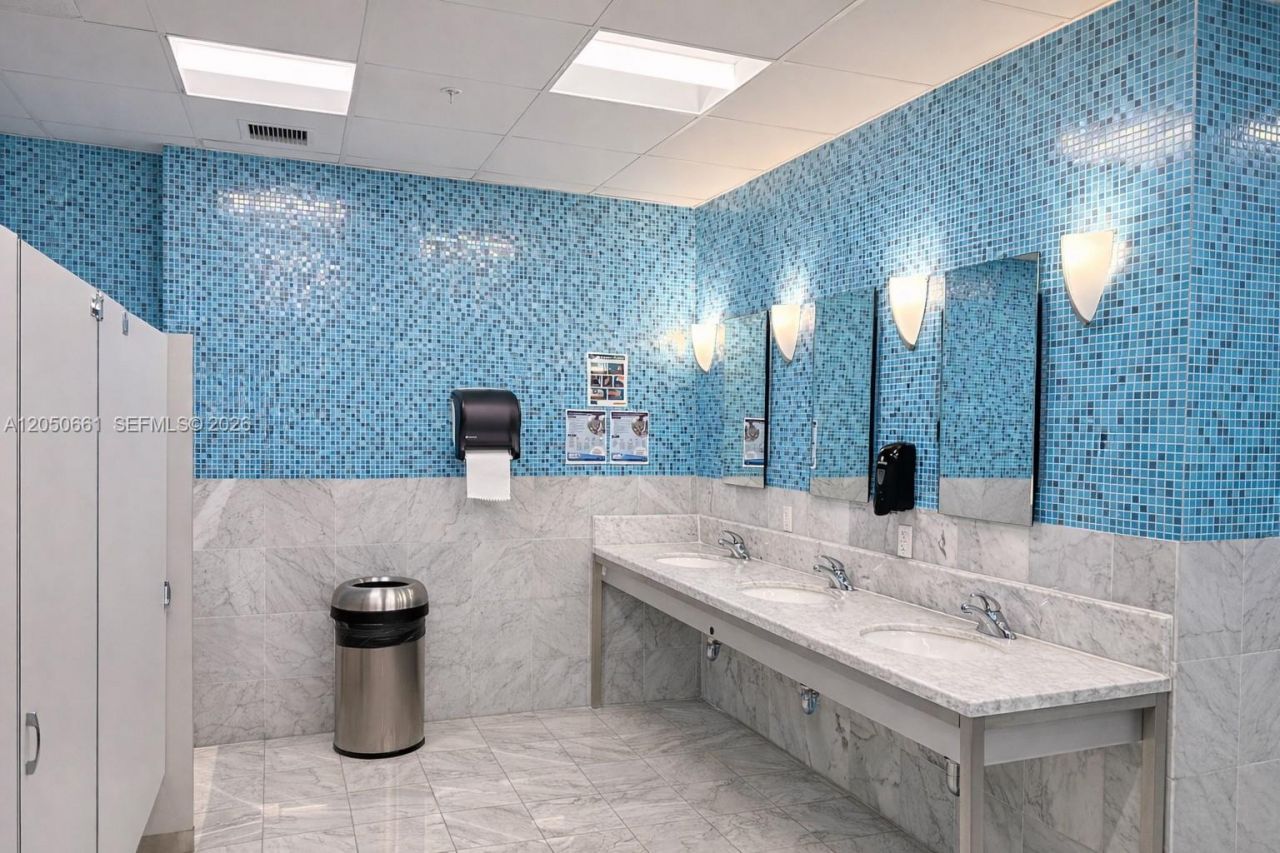 185 SW 7th St , Unit 3704, Miami, FL 33130 Photo