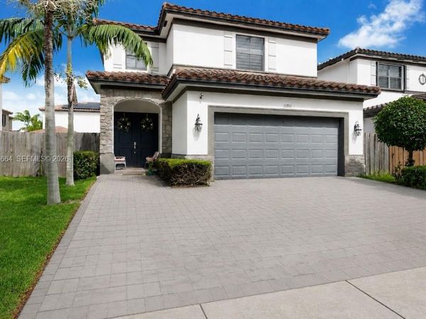 11711 SW 254th St , Homestead, FL 33032