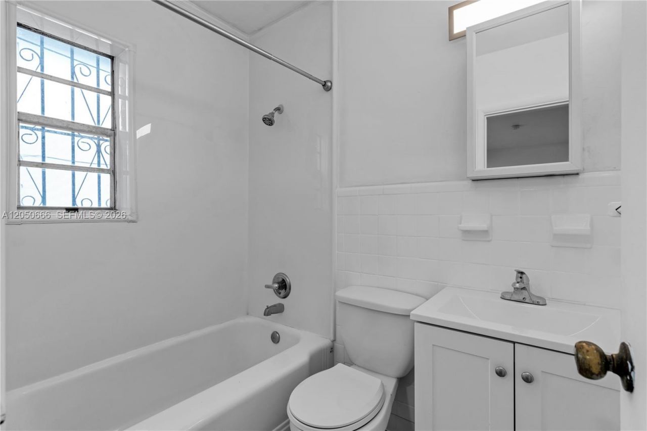 46 NW 62nd St , Unit 4, Miami, FL 33150 Photo