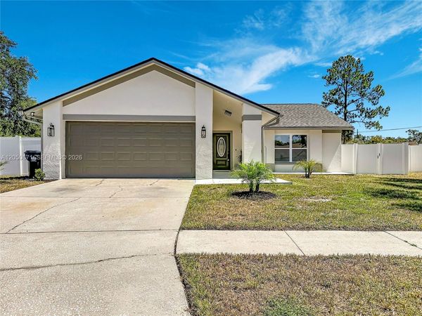 10813 Roundview Lane , Tampa, FL 33624