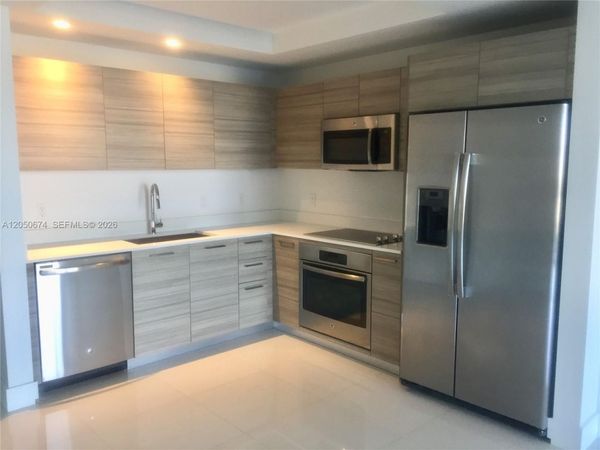 121 NE 34th St , Unit 912, Miami, FL 33137
