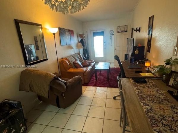 1430 NE 170th St , Unit 317, North Miami Beach, FL 33162