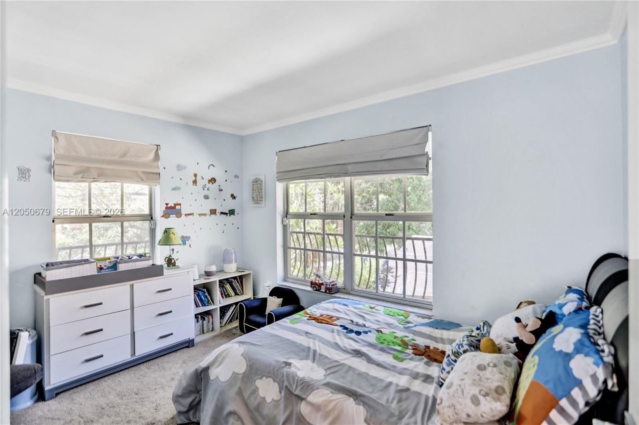3135 Gifford Ln, Unit A, Miami, FL 33133 Photo