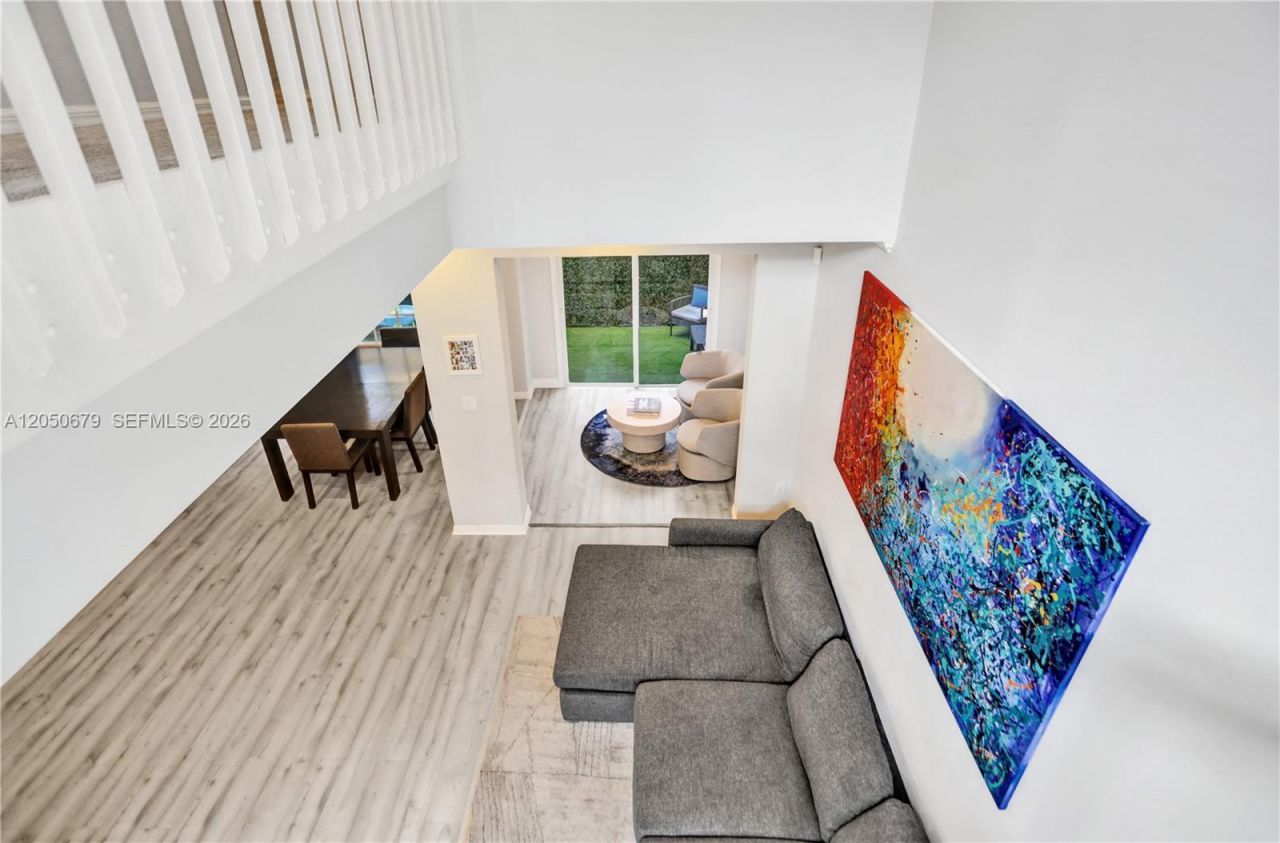 3135 Gifford Ln, Unit A, Miami, FL 33133 Photo