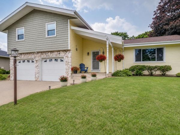 138 Grand Castle Terrace, Battle Creek, MI 49014