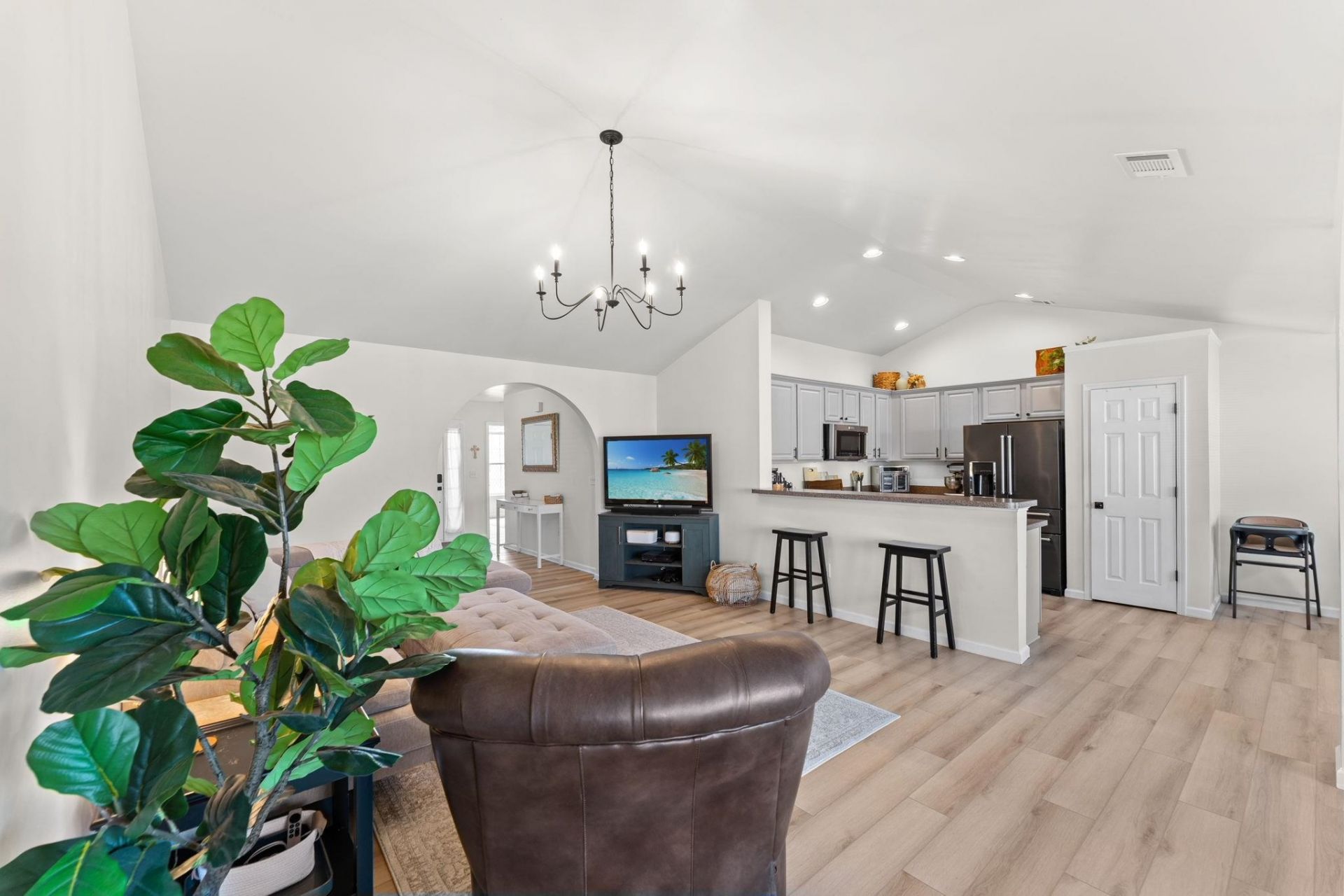 101 Sadler Way Photo 10