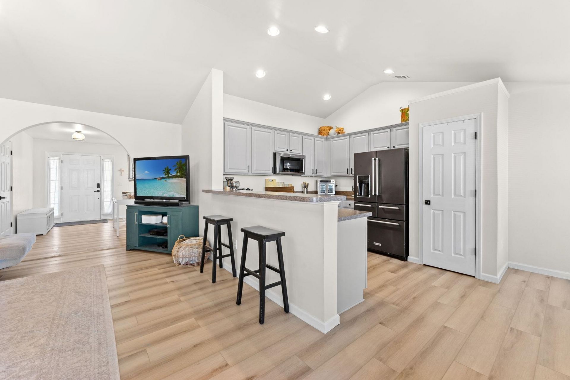 101 Sadler Way Photo 8