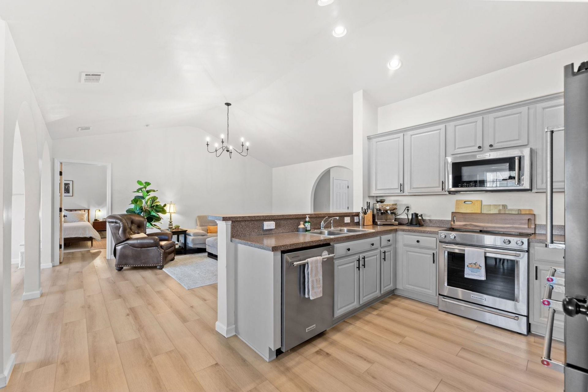 101 Sadler Way Photo 9