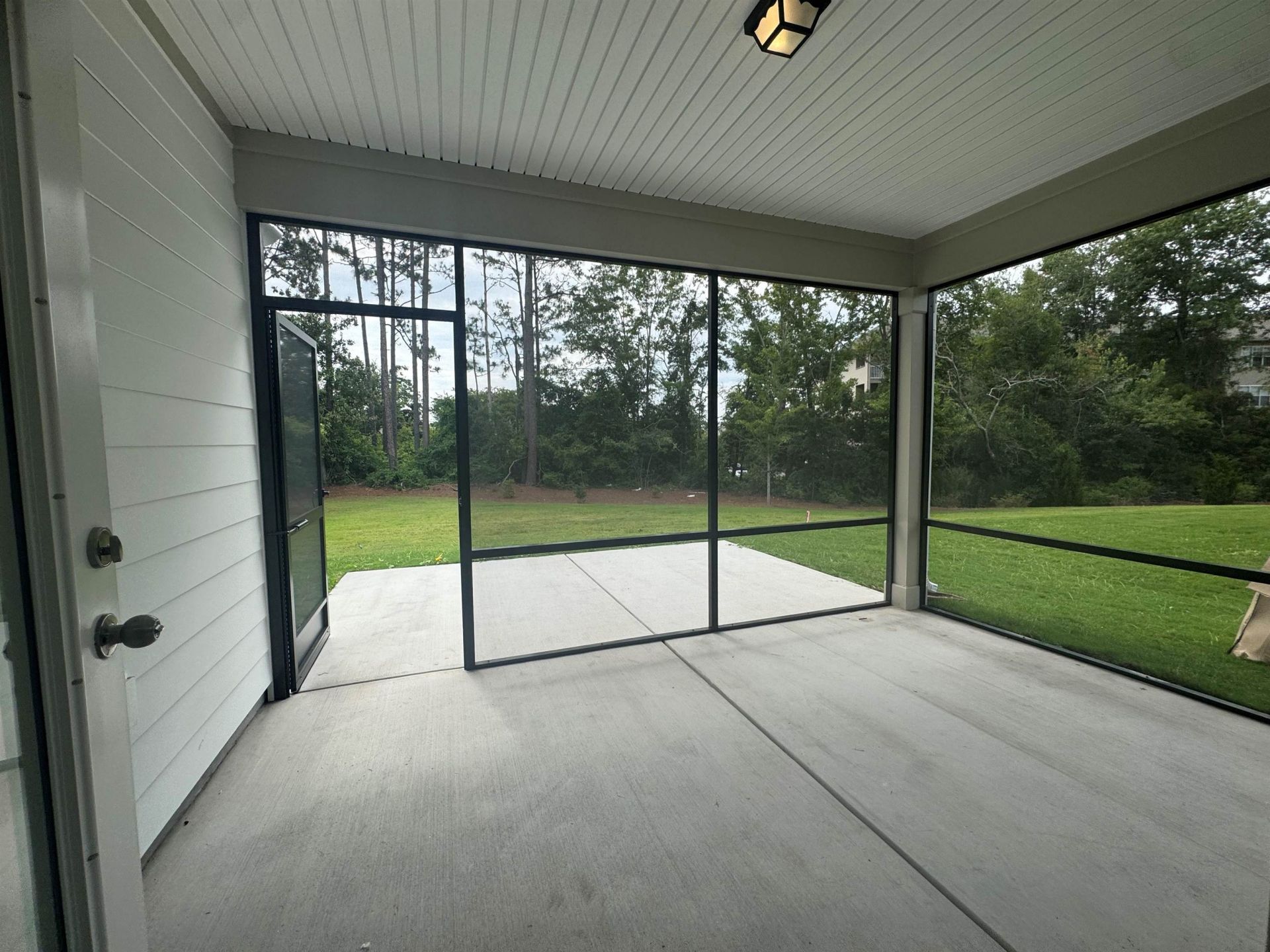 1145 Lady Bird Way  Photo 4
