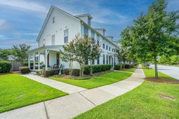179 Great Lawn Drive photo 4