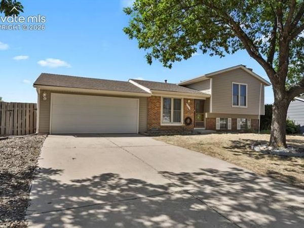 4641 Newton Drive, Colorado Springs, CO 80916