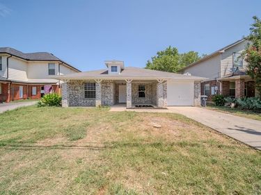 5219 Chippewa Drive , Dallas, TX 75212