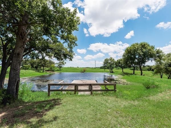 3188 Us-82, Bells, TX 75414