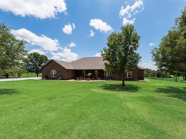 3188 Us-82, Bells, TX 75414