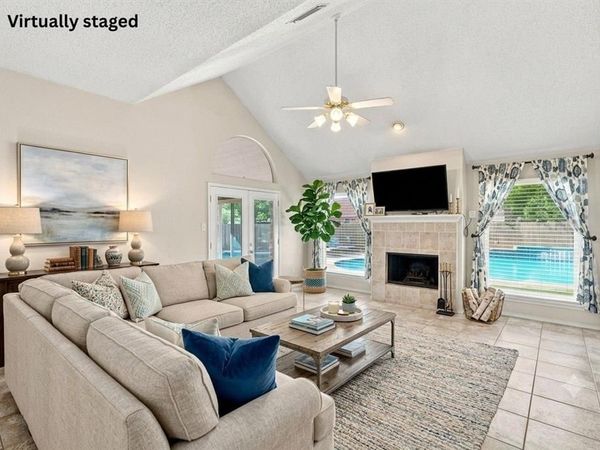 316 Willow Creek Lane, Glenn Heights, TX 75154