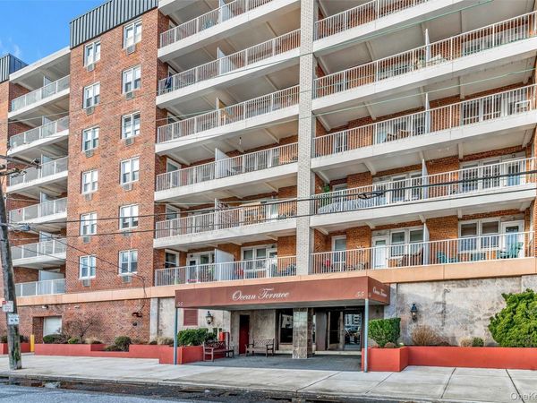 55 Monroe Boulevard , Unit 4E, Long Beach, NY 11561