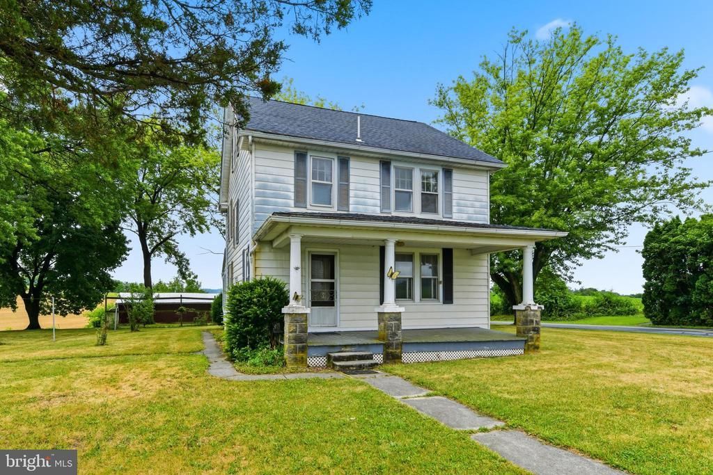 1415 SHARTLESVILLE ROAD , MOHRSVILLE, PA 19541