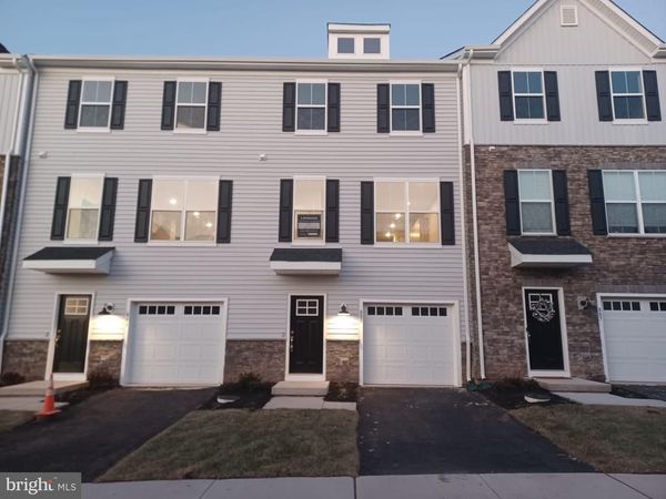 805 PECAN ROAD , SPRING CITY, PA 19475