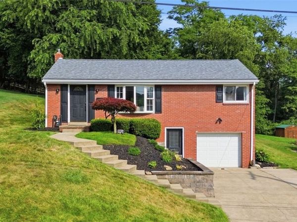 2228 Superior St., Bethel Park, PA 15102