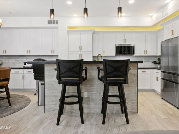 7601 E INDIAN BEND Road, Unit 1017, Scottsdale, AZ 85250