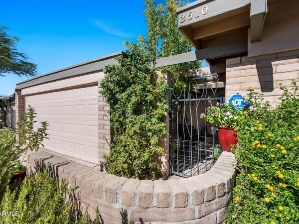 3610 E SUNNYSIDE Drive, Phoenix, AZ 85028