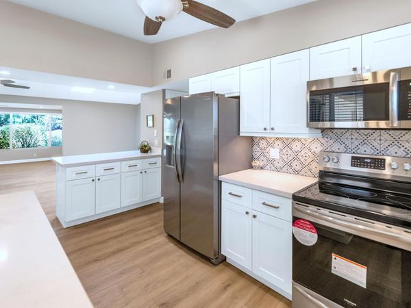 10433 W OAKMONT Drive, Sun City, AZ 85351