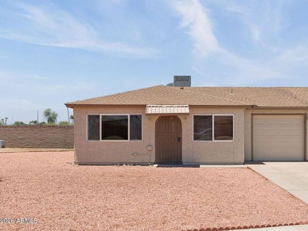 10018 N 97TH Drive, Unit A, Peoria, AZ 85345