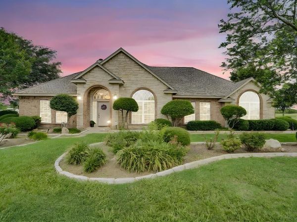 7810 Mavis Avenue, Waxahachie, TX 75167
