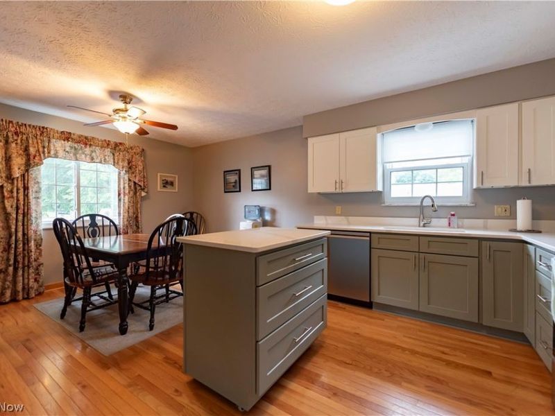 1349 Brookwood Drive, Mogadore, OH 44260 Photo 5