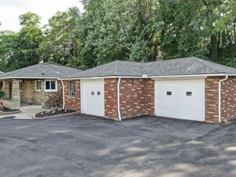 646 N Wooster Avenue, Strasburg, OH 44608 Photo 2