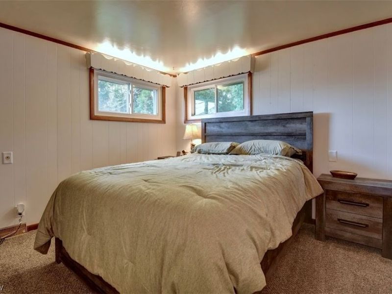 646 N Wooster Avenue, Strasburg, OH 44608 Photo 8