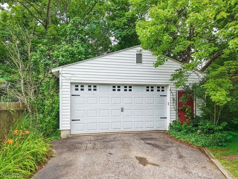 1298 Neptune Avenue, Akron, OH 44301 Photo 32