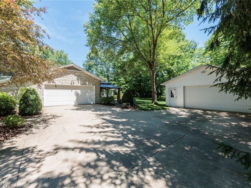 4511 Ranchwood Road, Akron, OH 44333 Photo 29