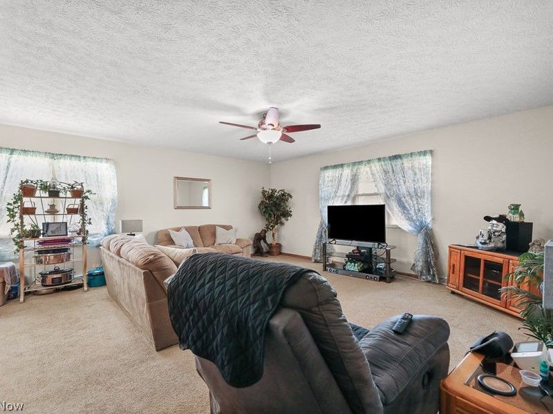 109 Monticello Circle, Elyria, OH 44035 Photo 23