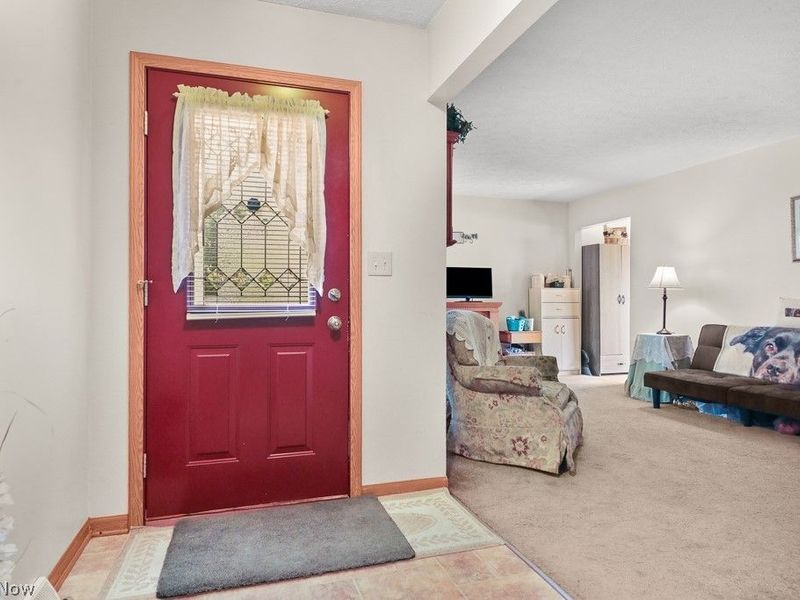 109 Monticello Circle, Elyria, OH 44035 Photo 7