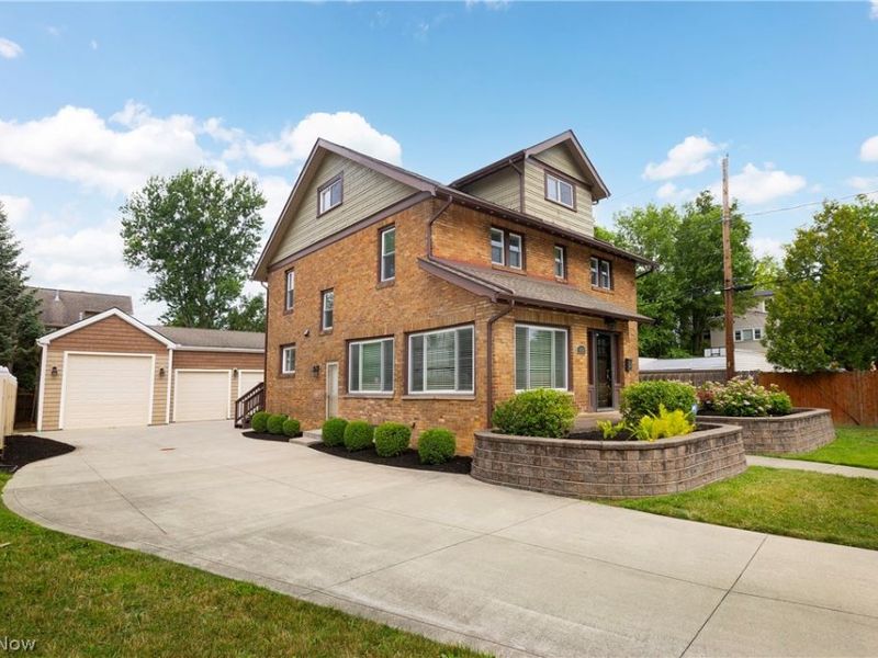 3530 Rocky River Drive, Cleveland, OH 44111 Photo 2